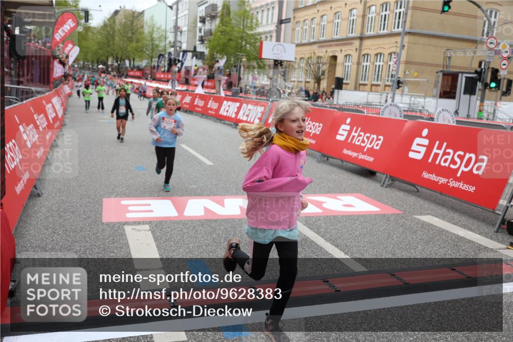 25.04.2026 - Das Zehntel Strokosch-Dieckow http://msf.ph/oto/9628383 25.04.2026 11:08:00 Ziel 5598, 5606, 5651, 6658, 7519, 7571, 7648, 7650 meine-sportfotos.de