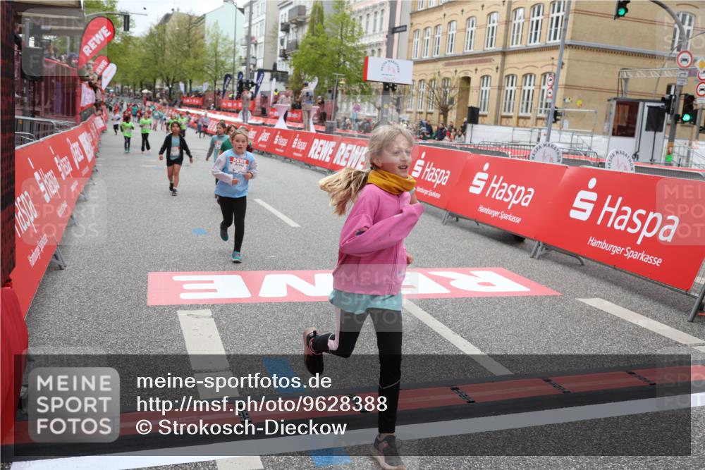 25.04.2026 - Das Zehntel Strokosch-Dieckow http://msf.ph/oto/9628388 25.04.2026 11:08:00 Ziel 5598, 5606, 5651, 6658, 7519, 7571, 7648, 7650 meine-sportfotos.de