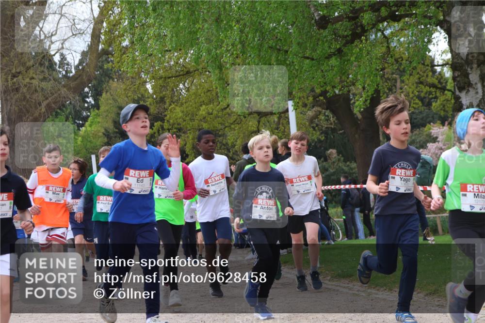 25.04.2026 - Das Zehntel Zöllner http://msf.ph/oto/9628458 25.04.2026 11:41:36 Laufen 11026, 11492, 10567, 11513, 10600, 12173, 11143 meine-sportfotos.de