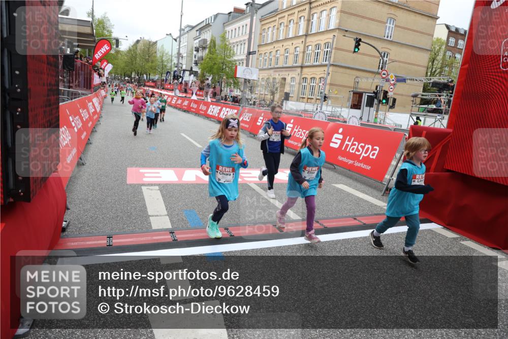 25.04.2026 - Das Zehntel Strokosch-Dieckow http://msf.ph/oto/9628459 25.04.2026 11:07:58 Ziel 5598, 5651, 6658, 7519, 7571, 7650, 7651 meine-sportfotos.de