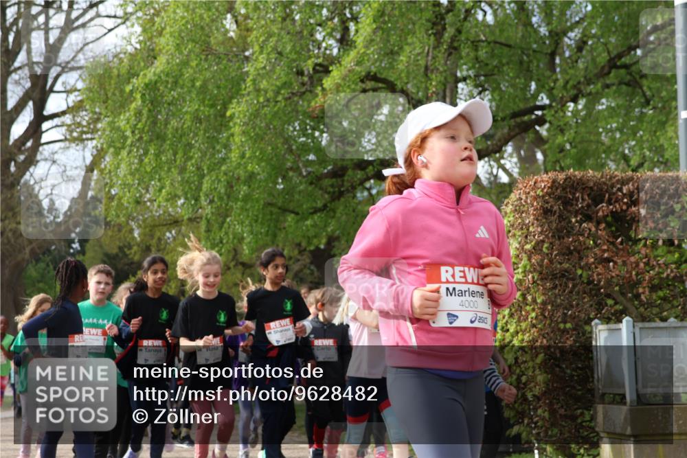 25.04.2026 - Das Zehntel Zöllner http://msf.ph/oto/9628482 25.04.2026 07:46:41 Laufen 4000 meine-sportfotos.de