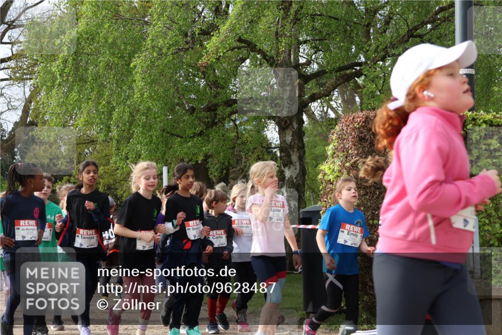 25.04.2026 - Das Zehntel Zöllner http://msf.ph/oto/9628487 25.04.2026 07:46:41 Laufen 3006 meine-sportfotos.de