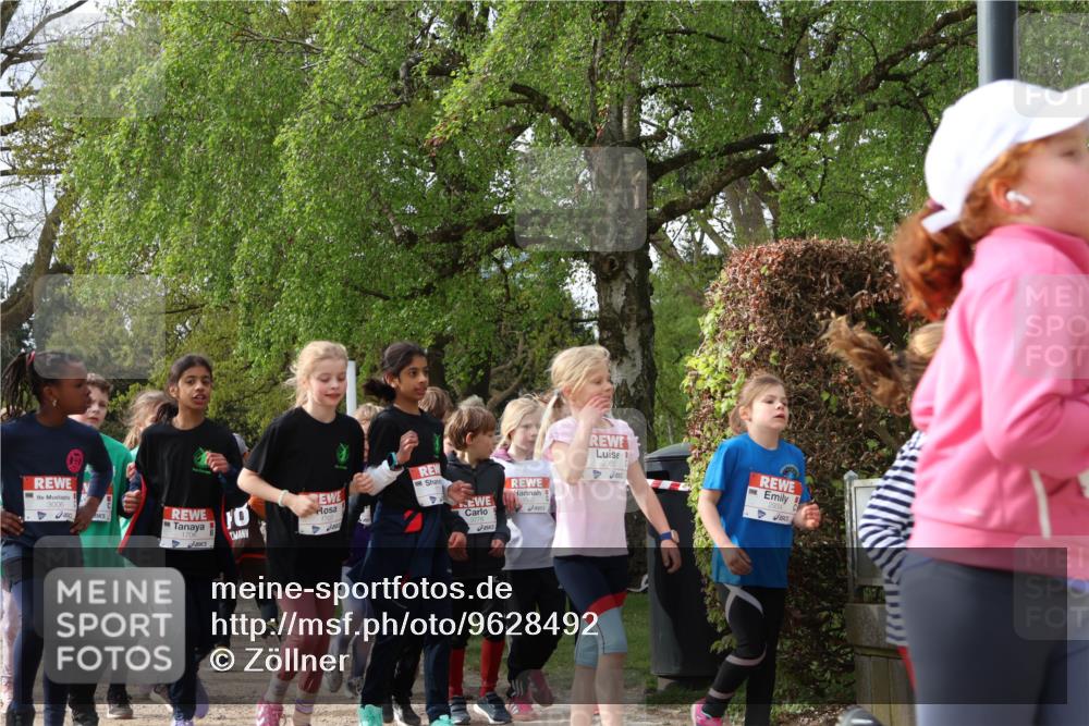 25.04.2026 - Das Zehntel Zöllner http://msf.ph/oto/9628492 25.04.2026 07:46:42 Laufen 3006, 1703, 3500 meine-sportfotos.de