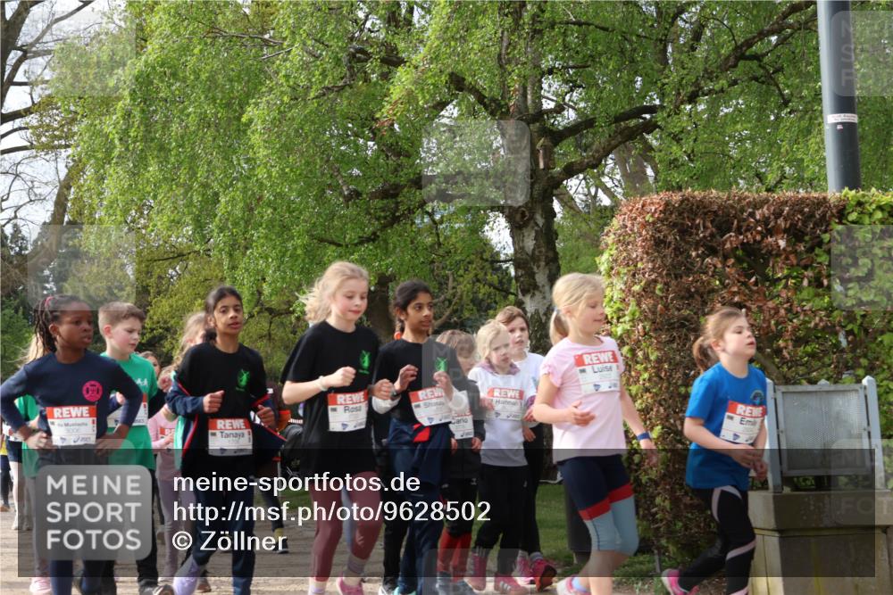 25.04.2026 - Das Zehntel Zöllner http://msf.ph/oto/9628502 25.04.2026 07:46:42 Laufen 3006 meine-sportfotos.de