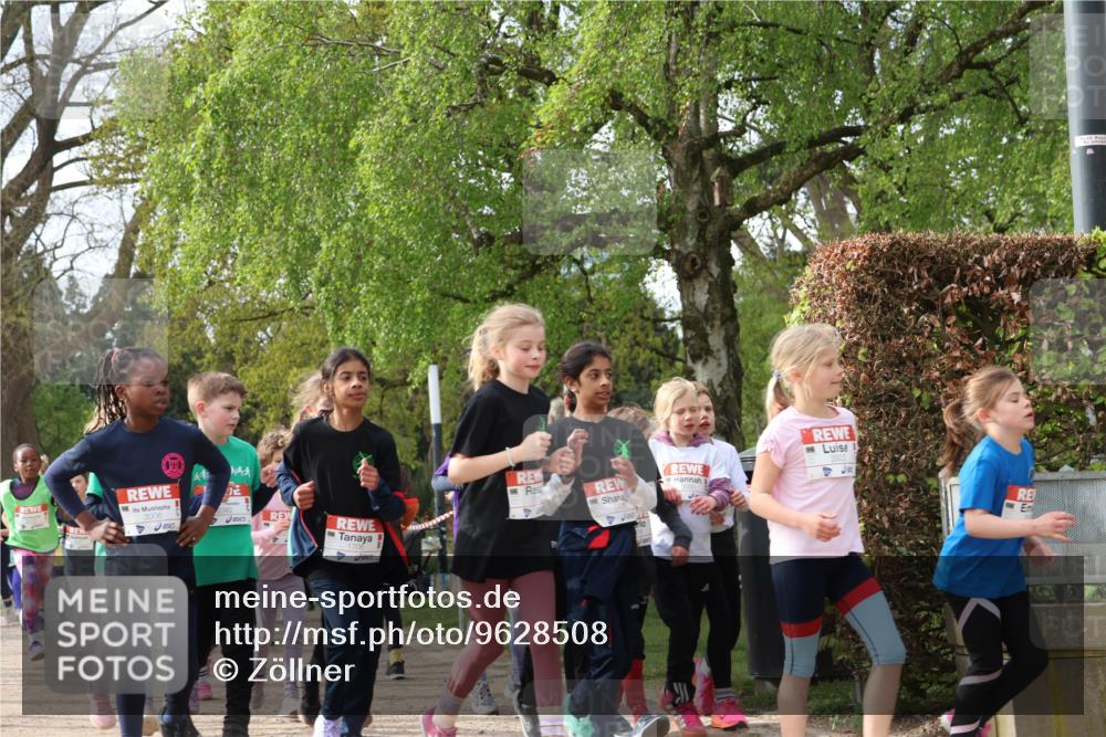 25.04.2026 - Das Zehntel Zöllner http://msf.ph/oto/9628508 25.04.2026 07:46:42 Laufen 1706 meine-sportfotos.de