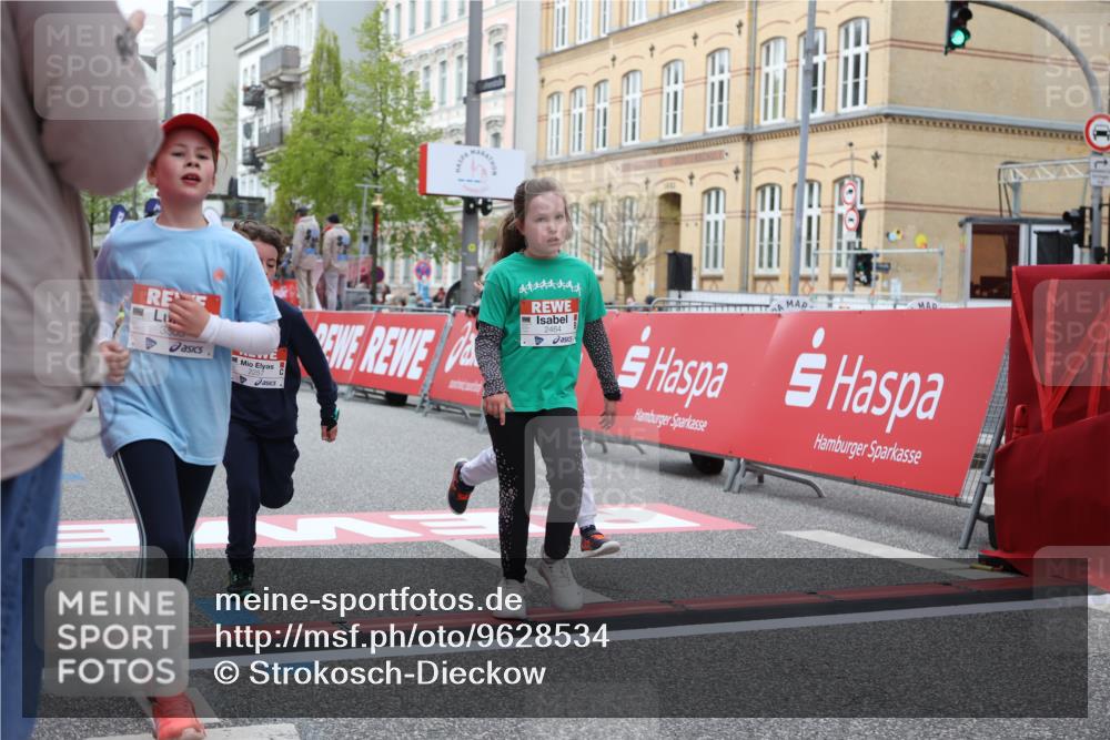 25.04.2026 - Das Zehntel Strokosch-Dieckow http://msf.ph/oto/9628534 25.04.2026 09:02:13 Ziel 1101, 1109, 1604, 2214, 2240, 2257, 2464, 2889, 2891, 3021, 3171, 3371, 3374, 3477, 3490, 3543, 3805 meine-sportfotos.de