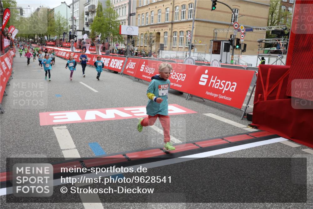 25.04.2026 - Das Zehntel Strokosch-Dieckow http://msf.ph/oto/9628541 25.04.2026 11:07:54 Ziel 5602, 6288, 6292, 6925, 6962, 7002, 7563, 7571, 7572, 7651, 7661 meine-sportfotos.de