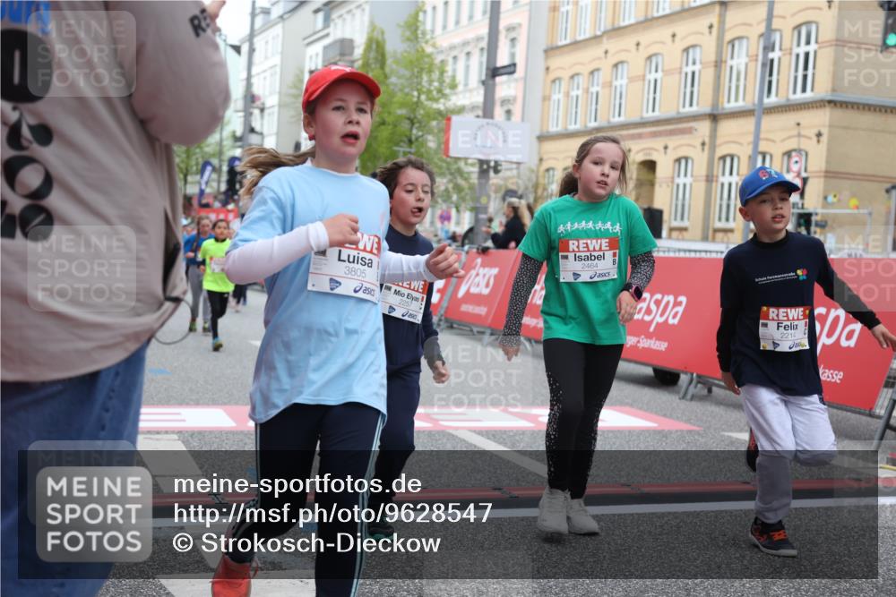 25.04.2026 - Das Zehntel Strokosch-Dieckow http://msf.ph/oto/9628547 25.04.2026 09:02:14 Ziel 1101, 1109, 1604, 1891, 1910, 2214, 2240, 2257, 2464, 2891, 3021, 3371, 3374, 3477, 3490, 3543, 3805 meine-sportfotos.de