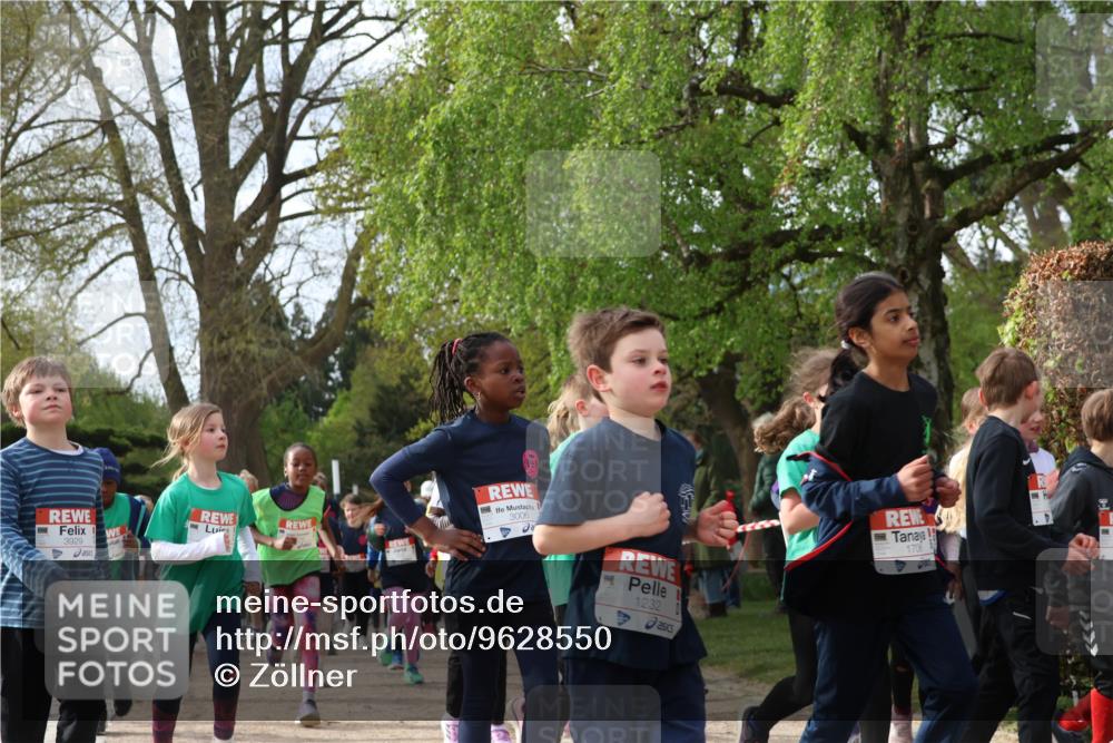 25.04.2026 - Das Zehntel Zöllner http://msf.ph/oto/9628550 25.04.2026 07:46:43 Laufen 3929, 3006, 1232, 170 meine-sportfotos.de