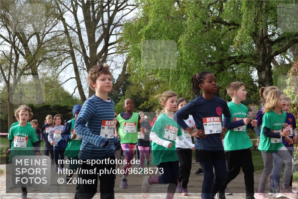 25.04.2026 - Das Zehntel Zöllner http://msf.ph/oto/9628573 25.04.2026 07:46:44 Laufen 2361, 3929, 2421, 2213, 3006 meine-sportfotos.de