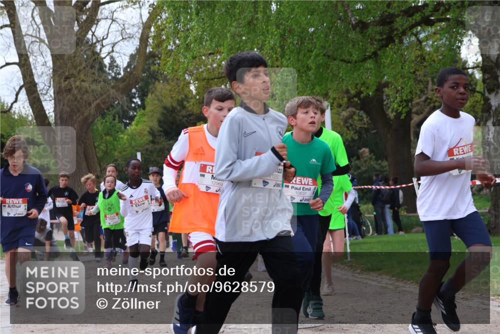 25.04.2026 - Das Zehntel Zöllner http://msf.ph/oto/9628579 25.04.2026 11:41:38 Laufen 10192, 66, 12969, 1252, 10637 meine-sportfotos.de