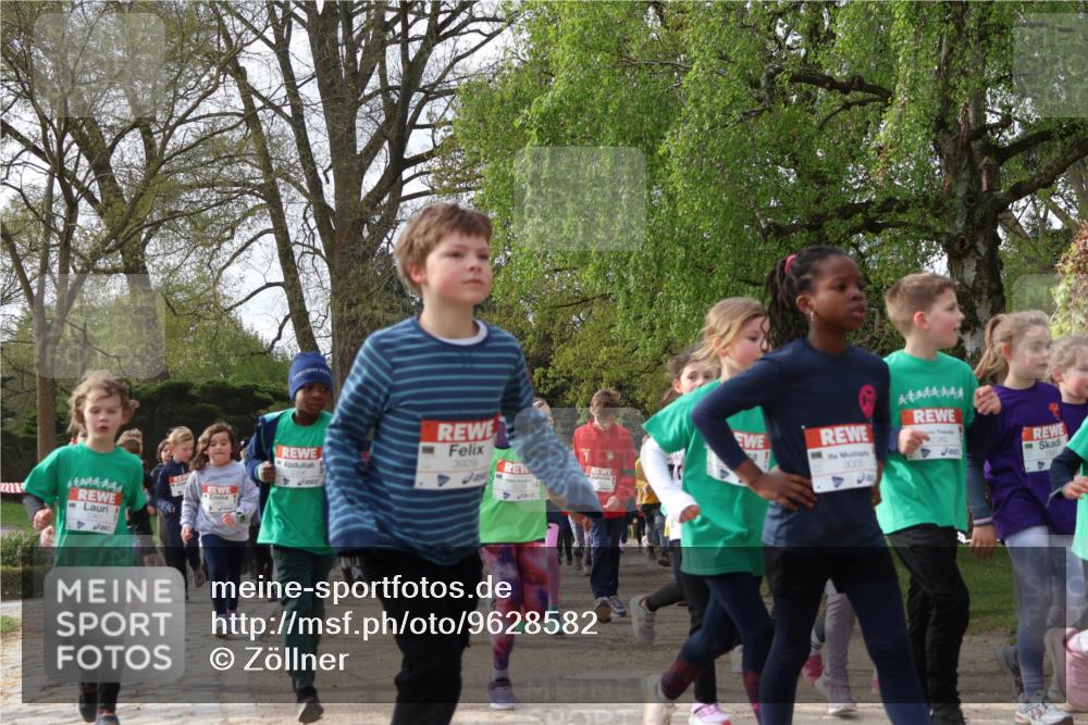 25.04.2026 - Das Zehntel Zöllner http://msf.ph/oto/9628582 25.04.2026 07:46:44 Laufen 3929, 3006, 2382 meine-sportfotos.de