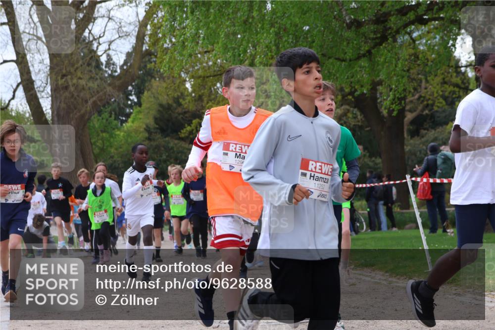 25.04.2026 - Das Zehntel Zöllner http://msf.ph/oto/9628588 25.04.2026 11:41:38 Laufen 10192, 129, 11252 meine-sportfotos.de