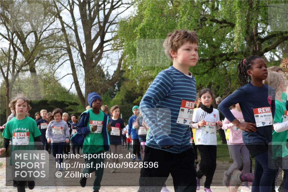 25.04.2026 - Das Zehntel Zöllner http://msf.ph/oto/9628596 25.04.2026 07:46:44 Laufen 2361, 3929, 2213, 3006 meine-sportfotos.de
