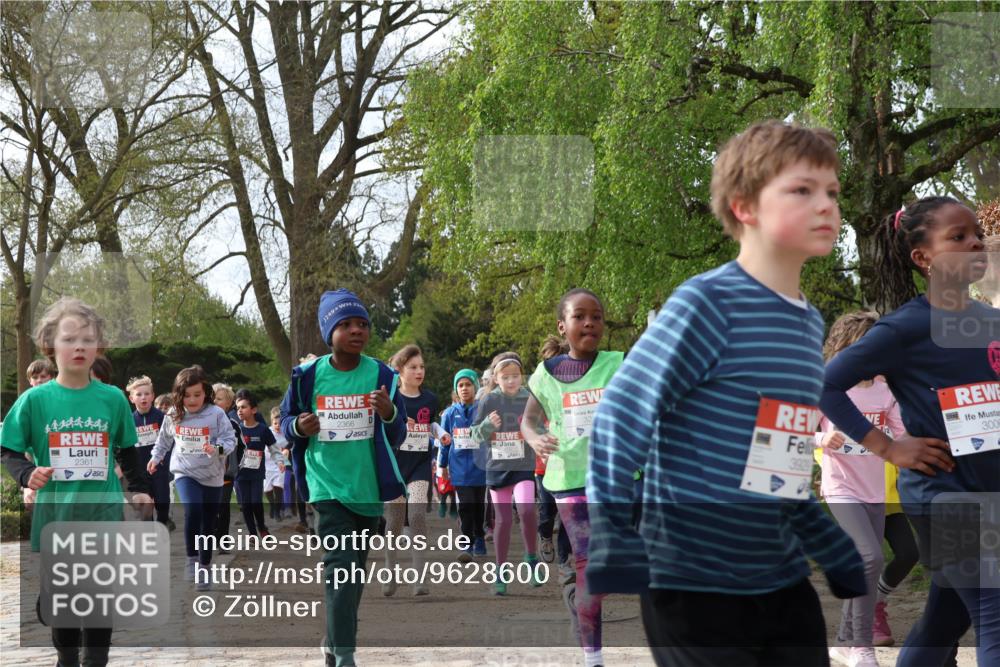 25.04.2026 - Das Zehntel Zöllner http://msf.ph/oto/9628600 25.04.2026 07:46:45 Laufen 2361, 1249, 2366, 32, 3006 meine-sportfotos.de