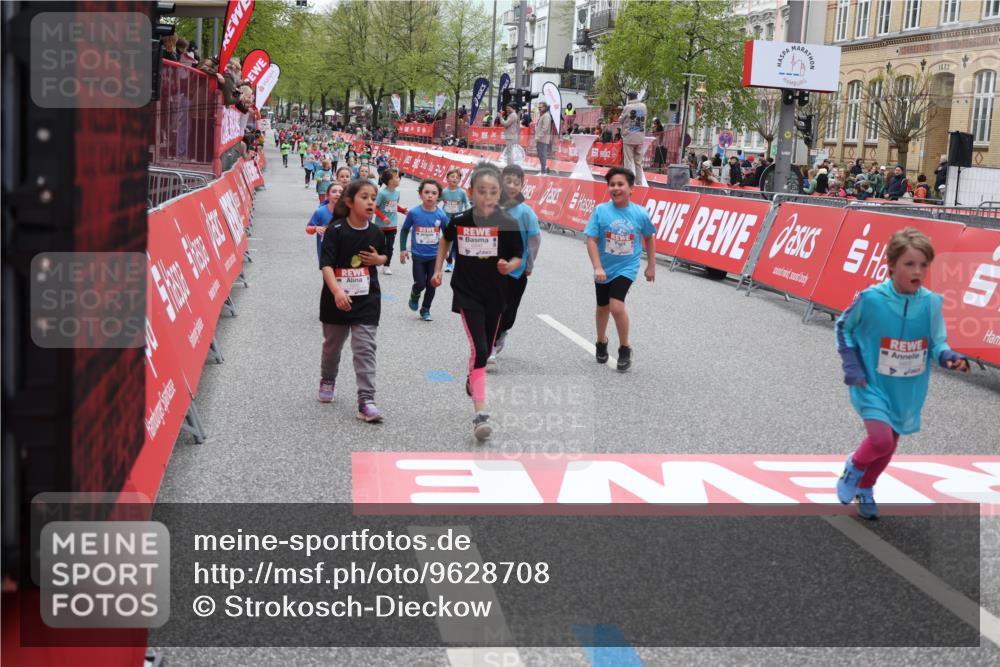 25.04.2026 - Das Zehntel Strokosch-Dieckow http://msf.ph/oto/9628708 25.04.2026 11:07:47 Ziel 5461, 6162, 6925, 6962, 6990, 7002, 7447, 7569, 7770, 7788, 8001 meine-sportfotos.de