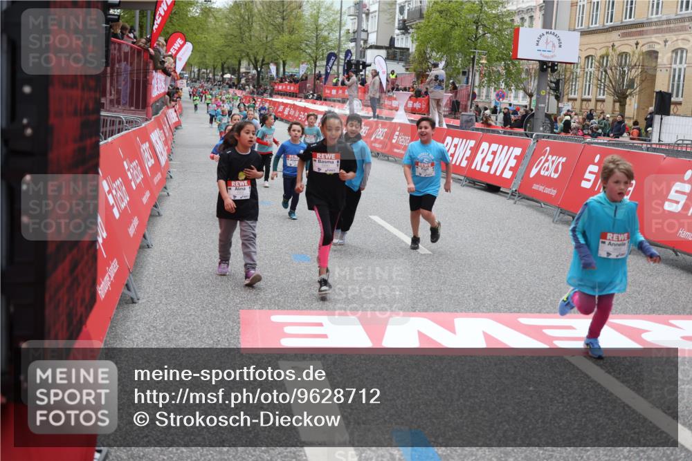 25.04.2026 - Das Zehntel Strokosch-Dieckow http://msf.ph/oto/9628712 25.04.2026 11:07:47 Ziel 5461, 6162, 6925, 6962, 6990, 7002, 7447, 7569, 7770, 7788, 8001 meine-sportfotos.de