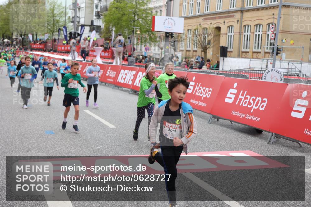 25.04.2026 - Das Zehntel Strokosch-Dieckow http://msf.ph/oto/9628727 25.04.2026 11:04:29 Ziel 5630, 5645, 5945, 5948, 5971, 6190, 6399, 6460, 6466, 6567, 6593, 6664, 7117, 7237, 7273, 7345, 7762, 7994 meine-sportfotos.de
