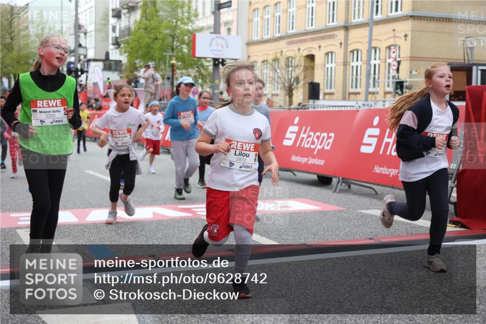 25.04.2026 - Das Zehntel Strokosch-Dieckow http://msf.ph/oto/9628742 25.04.2026 09:02:19 Ziel 1203, 1205, 1753, 1891, 1910, 1930, 2214, 2257, 2464, 2533, 2841, 2872, 2988, 2991, 3333, 3334, 3454, 3513, 3542, 3790, 3805 meine-sportfotos.de