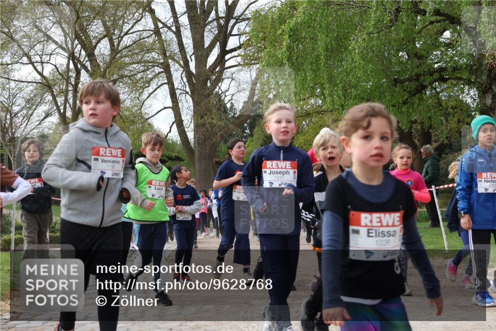 25.04.2026 - Das Zehntel Zöllner http://msf.ph/oto/9628768 25.04.2026 07:46:49 Laufen 1390, 1910, 1226 meine-sportfotos.de