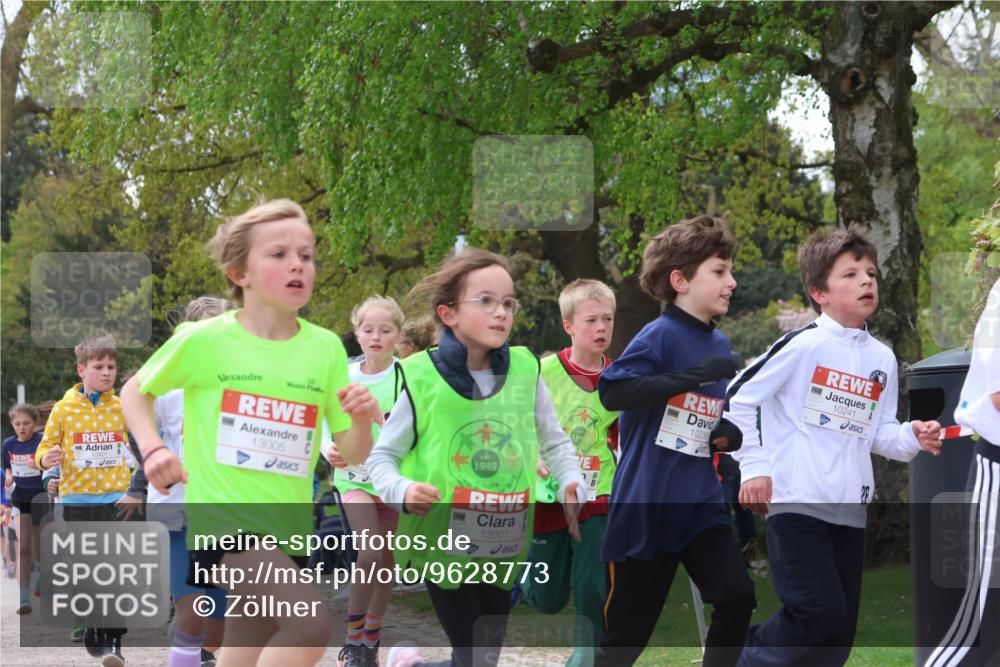 25.04.2026 - Das Zehntel Zöllner http://msf.ph/oto/9628773 25.04.2026 11:41:42 Laufen 13005, 1949, 12001, 10238, 10241 meine-sportfotos.de