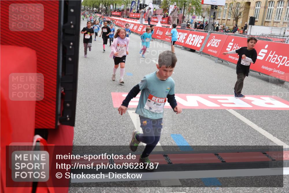 25.04.2026 - Das Zehntel Strokosch-Dieckow http://msf.ph/oto/9628787 25.04.2026 11:07:44 Ziel 5461, 5464, 5506, 6162, 6202, 7447, 7569, 7770, 8001 meine-sportfotos.de