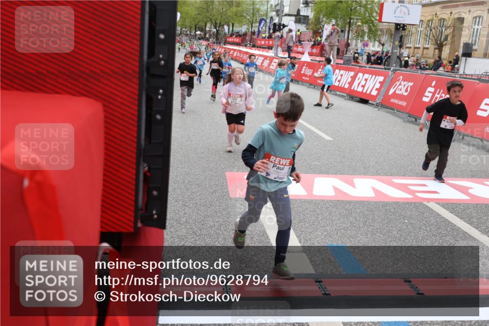 25.04.2026 - Das Zehntel Strokosch-Dieckow http://msf.ph/oto/9628794 25.04.2026 11:07:44 Ziel 5461, 5464, 5506, 6162, 6202, 7447, 7569, 7770, 8001 meine-sportfotos.de