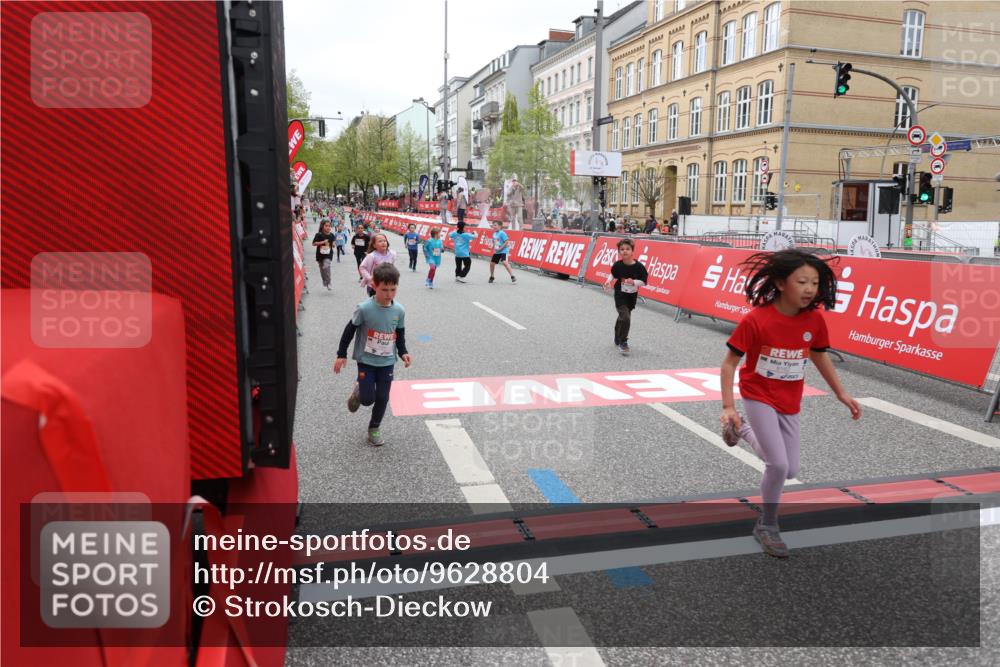 25.04.2026 - Das Zehntel Strokosch-Dieckow http://msf.ph/oto/9628804 25.04.2026 11:07:44 Ziel 5461, 5464, 5506, 6162, 6202, 7447, 7569, 7770, 8001 meine-sportfotos.de