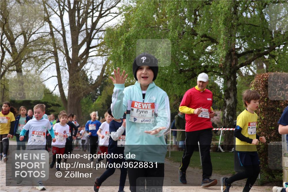 25.04.2026 - Das Zehntel Zöllner http://msf.ph/oto/9628831 25.04.2026 07:46:51 Laufen 3389 meine-sportfotos.de