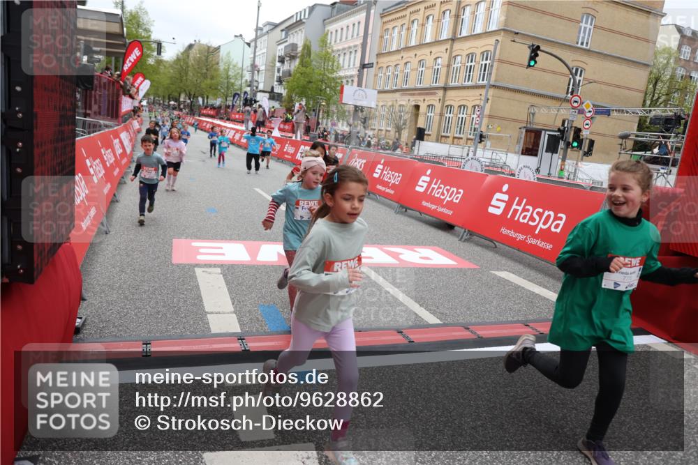 25.04.2026 - Das Zehntel Strokosch-Dieckow http://msf.ph/oto/9628862 25.04.2026 11:07:43 Ziel 5461, 5464, 5506, 6162, 6172, 6173, 6193, 6202, 6252, 7447, 7486, 7569, 7770, 8001 meine-sportfotos.de