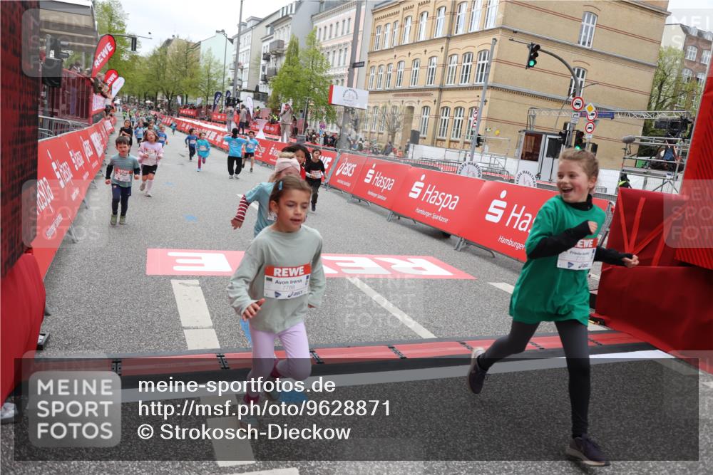 25.04.2026 - Das Zehntel Strokosch-Dieckow http://msf.ph/oto/9628871 25.04.2026 11:07:43 Ziel 5461, 5464, 5506, 6162, 6172, 6173, 6193, 6202, 6252, 7447, 7486, 7569, 7770, 8001 meine-sportfotos.de