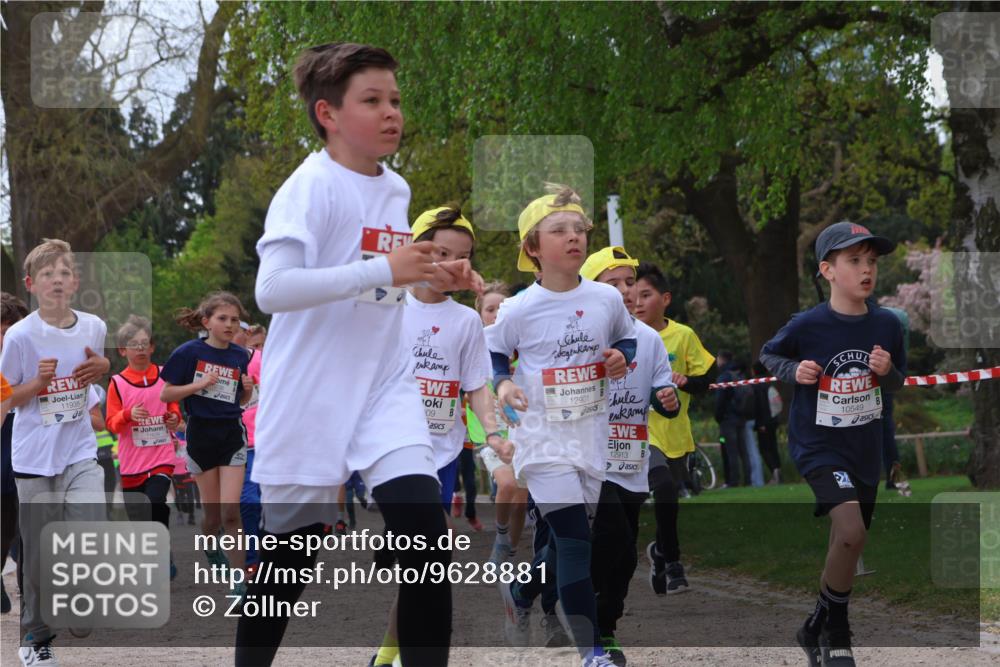25.04.2026 - Das Zehntel Zöllner http://msf.ph/oto/9628881 25.04.2026 11:41:45 Laufen 11938, 09, 12901, 12913, 10549 meine-sportfotos.de