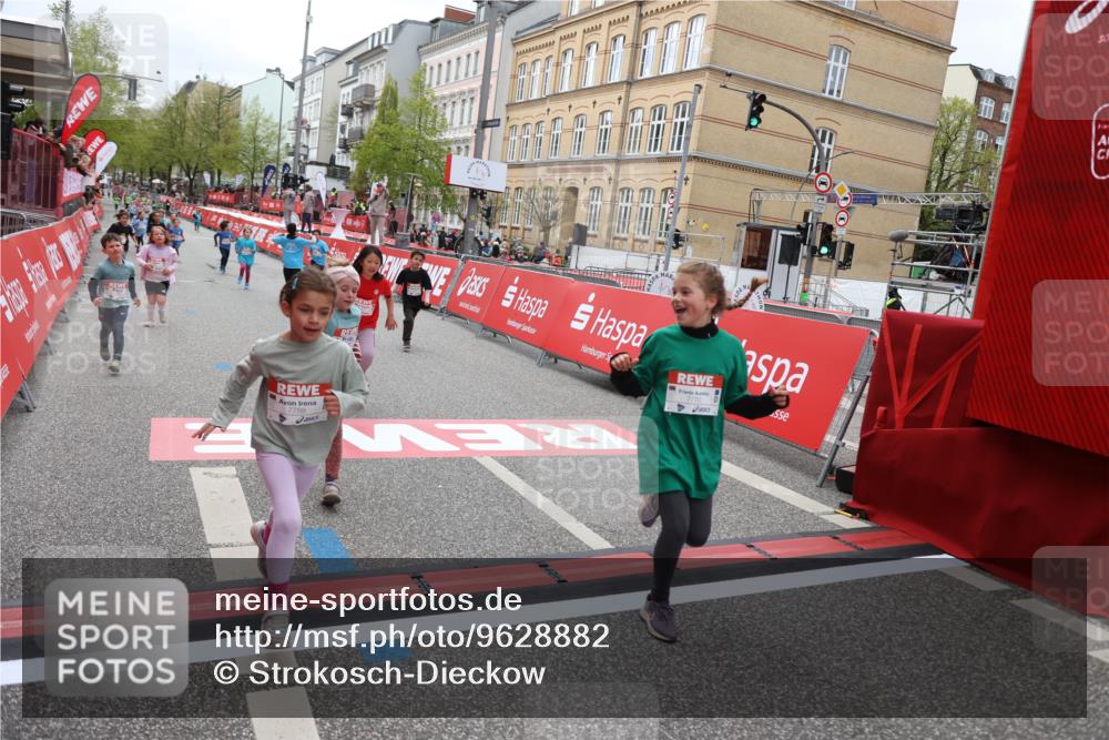25.04.2026 - Das Zehntel Strokosch-Dieckow http://msf.ph/oto/9628882 25.04.2026 11:07:42 Ziel 5464, 5506, 5766, 6162, 6172, 6173, 6193, 6202, 6252, 6276, 7447, 7486, 7569, 7770 meine-sportfotos.de
