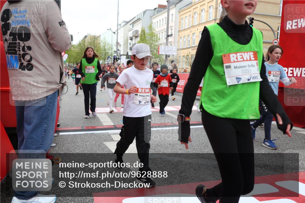25.04.2026 - Das Zehntel Strokosch-Dieckow http://msf.ph/oto/9628888 25.04.2026 09:02:21 Ziel 1203, 1205, 1753, 1871, 1891, 1910, 1930, 1979, 1983, 2369, 2533, 2572, 2841, 2849, 2872, 2988, 2991, 3333, 3334, 3454, 3513, 3542, 3790, 3868 meine-sportfotos.de