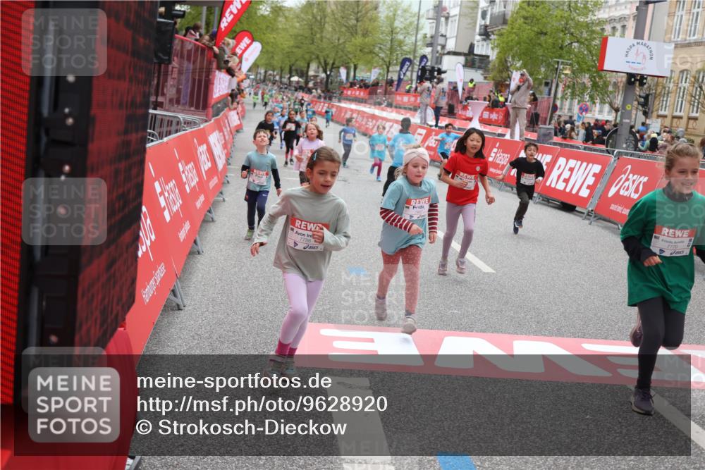 25.04.2026 - Das Zehntel Strokosch-Dieckow http://msf.ph/oto/9628920 25.04.2026 11:07:42 Ziel 5464, 5506, 5766, 6162, 6172, 6173, 6193, 6202, 6252, 6276, 7447, 7486, 7569, 7770 meine-sportfotos.de