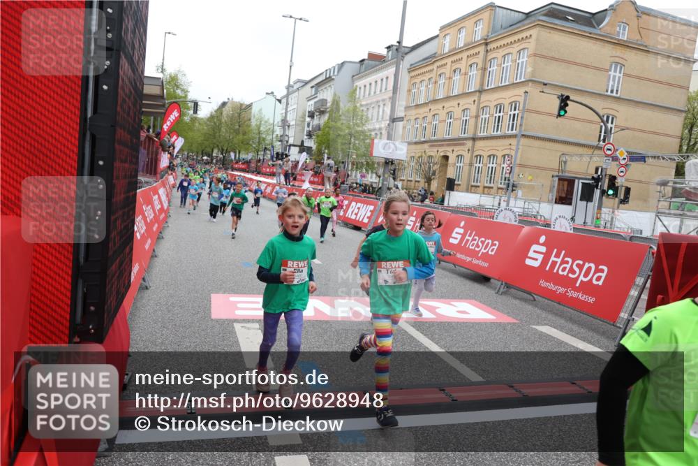 25.04.2026 - Das Zehntel Strokosch-Dieckow http://msf.ph/oto/9628948 25.04.2026 11:04:27 Ziel 5630, 5645, 5945, 5948, 5971, 6460, 6466, 6567, 6593, 6664, 7064, 7087, 7117, 7237, 7994 meine-sportfotos.de