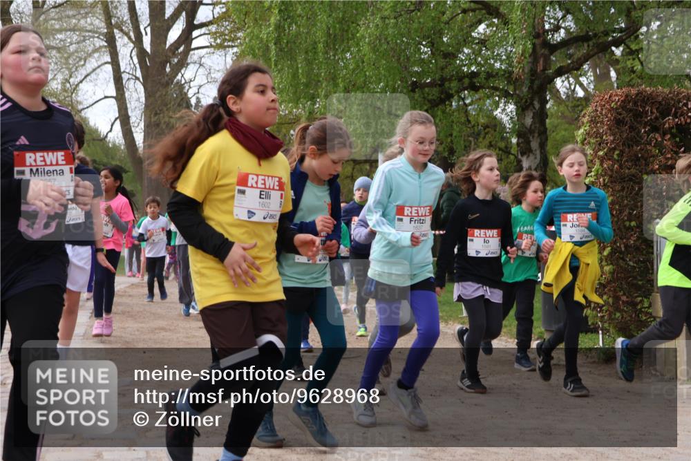 25.04.2026 - Das Zehntel Zöllner http://msf.ph/oto/9628968 25.04.2026 07:46:56 Laufen 57, 1602, 1637, 1594, 1591 meine-sportfotos.de