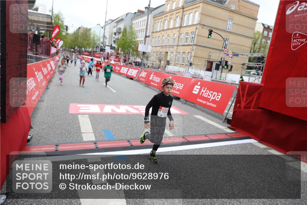 25.04.2026 - Das Zehntel Strokosch-Dieckow http://msf.ph/oto/9628976 25.04.2026 11:07:40 Ziel 5464, 5506, 5766, 6172, 6173, 6193, 6202, 6239, 6252, 6273, 6276, 6830, 7486, 7770 meine-sportfotos.de