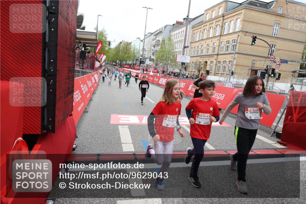 25.04.2026 - Das Zehntel Strokosch-Dieckow http://msf.ph/oto/9629043 25.04.2026 11:07:38 Ziel 5464, 5506, 5766, 6172, 6173, 6193, 6202, 6239, 6252, 6273, 6276, 6830, 7486, 7490 meine-sportfotos.de