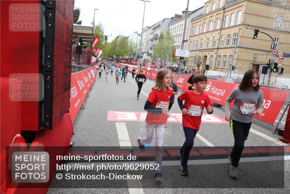 25.04.2026 - Das Zehntel Strokosch-Dieckow http://msf.ph/oto/9629052 25.04.2026 11:07:38 Ziel 5464, 5506, 5766, 6172, 6173, 6193, 6202, 6239, 6252, 6273, 6276, 6830, 7486, 7490 meine-sportfotos.de