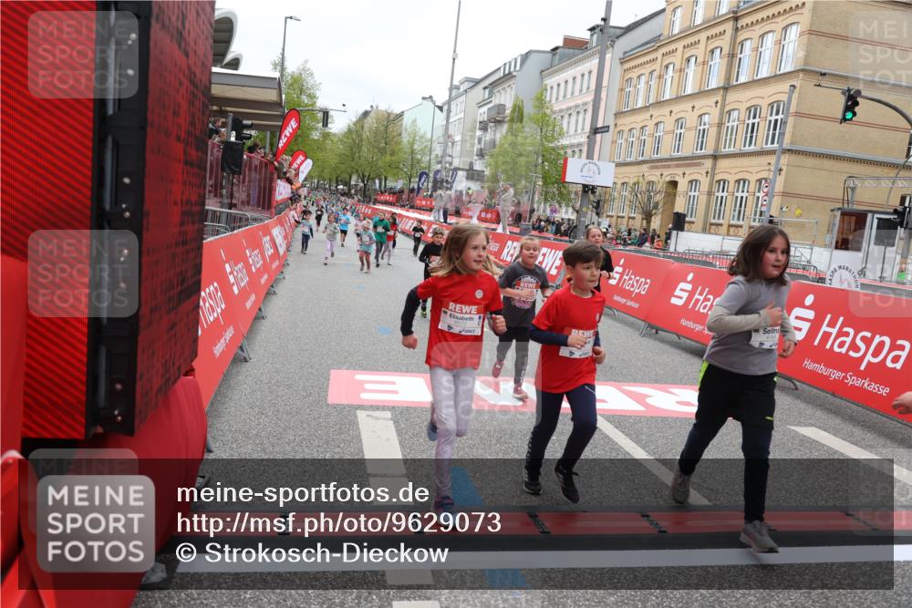 25.04.2026 - Das Zehntel Strokosch-Dieckow http://msf.ph/oto/9629073 25.04.2026 11:07:37 Ziel 5464, 5506, 5766, 6172, 6173, 6193, 6202, 6239, 6252, 6273, 6276, 6830, 7486, 7490 meine-sportfotos.de