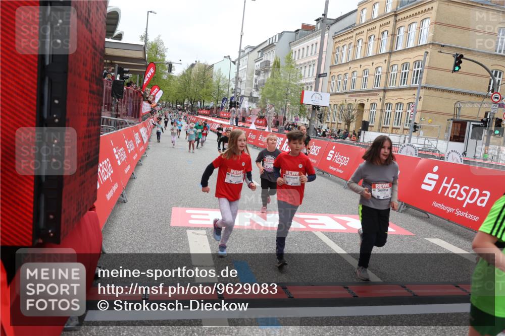 25.04.2026 - Das Zehntel Strokosch-Dieckow http://msf.ph/oto/9629083 25.04.2026 11:07:37 Ziel 5464, 5506, 5766, 6172, 6173, 6193, 6202, 6239, 6252, 6273, 6276, 6830, 7486, 7490 meine-sportfotos.de