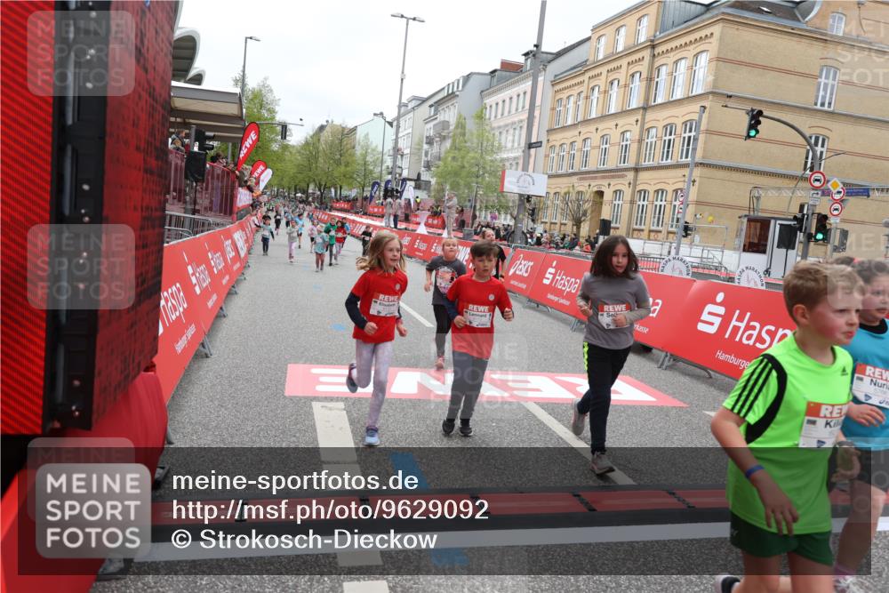 25.04.2026 - Das Zehntel Strokosch-Dieckow http://msf.ph/oto/9629092 25.04.2026 11:07:37 Ziel 5464, 5506, 5766, 6172, 6173, 6193, 6202, 6239, 6252, 6273, 6276, 6830, 7486, 7490 meine-sportfotos.de