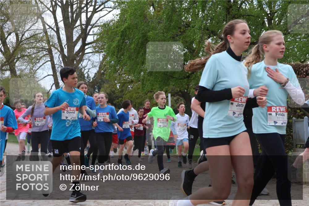 25.04.2026 - Das Zehntel Zöllner http://msf.ph/oto/9629096 25.04.2026 13:44:16 Laufen 15876, 17160, 17159 meine-sportfotos.de