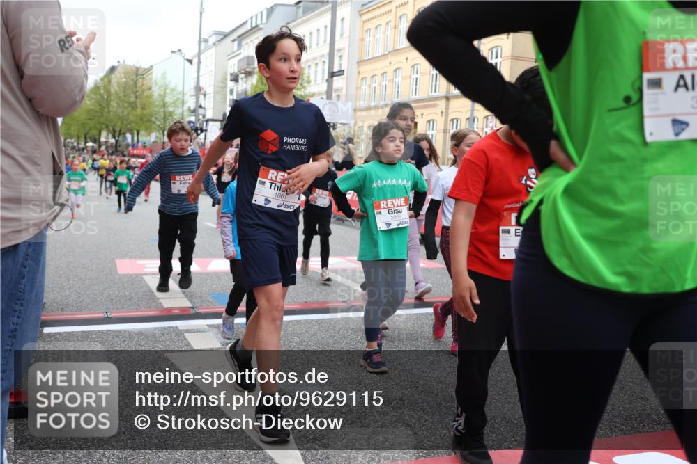 25.04.2026 - Das Zehntel Strokosch-Dieckow http://msf.ph/oto/9629115 25.04.2026 09:02:25 Ziel 1203, 1205, 1231, 1861, 1863, 1871, 1958, 1979, 1983, 2250, 2369, 2533, 2572, 2661, 2735, 2784, 2841, 2849, 2872, 3333, 3334, 3454, 3513, 3542, 3729, 3790, 3868, 3872, 3876, 3929 meine-sportfotos.de