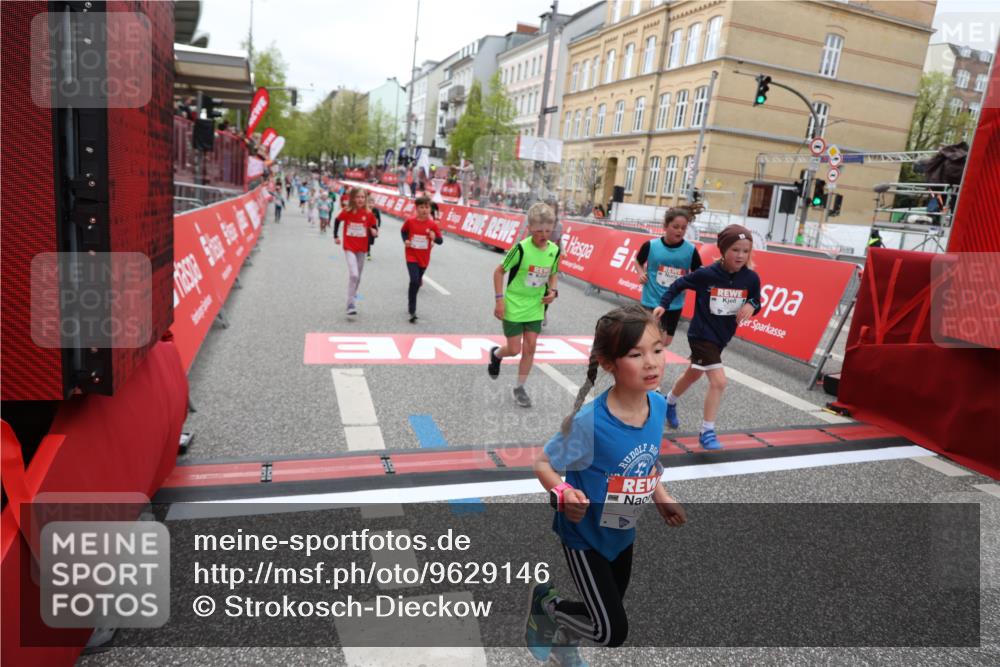 25.04.2026 - Das Zehntel Strokosch-Dieckow http://msf.ph/oto/9629146 25.04.2026 11:07:36 Ziel 5506, 5766, 6172, 6173, 6193, 6202, 6239, 6252, 6273, 6276, 6830, 7486, 7490 meine-sportfotos.de