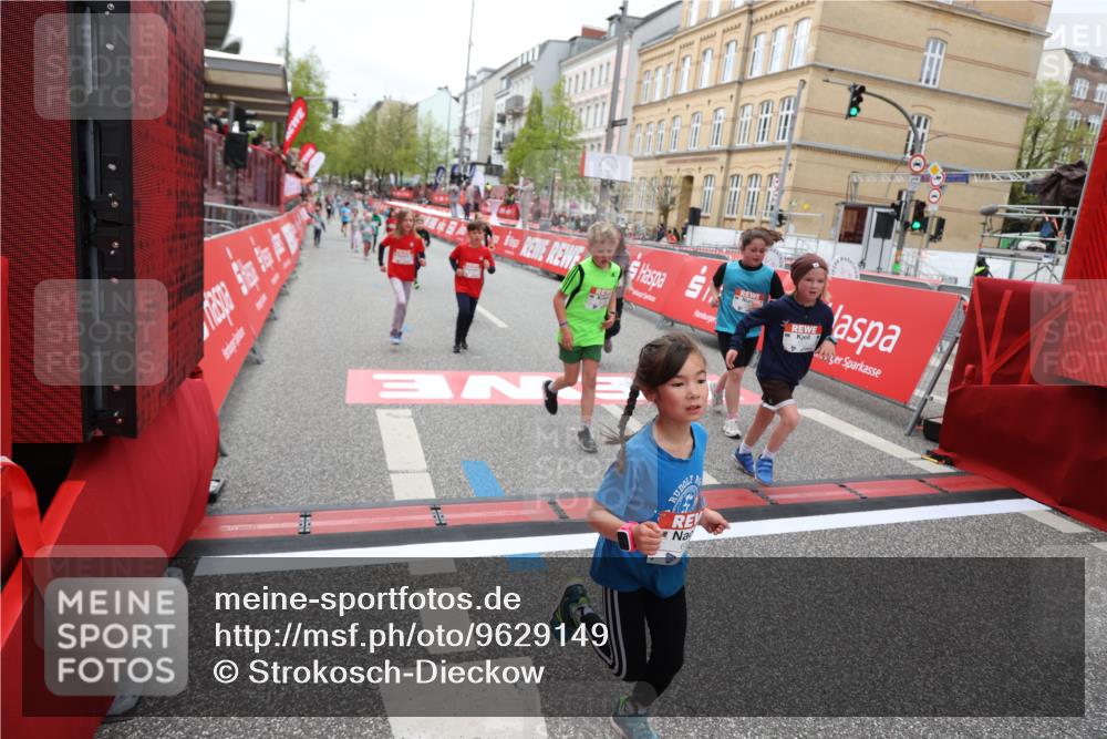 25.04.2026 - Das Zehntel Strokosch-Dieckow http://msf.ph/oto/9629149 25.04.2026 11:07:36 Ziel 5506, 5766, 6172, 6173, 6193, 6202, 6239, 6252, 6273, 6276, 6830, 7486, 7490 meine-sportfotos.de
