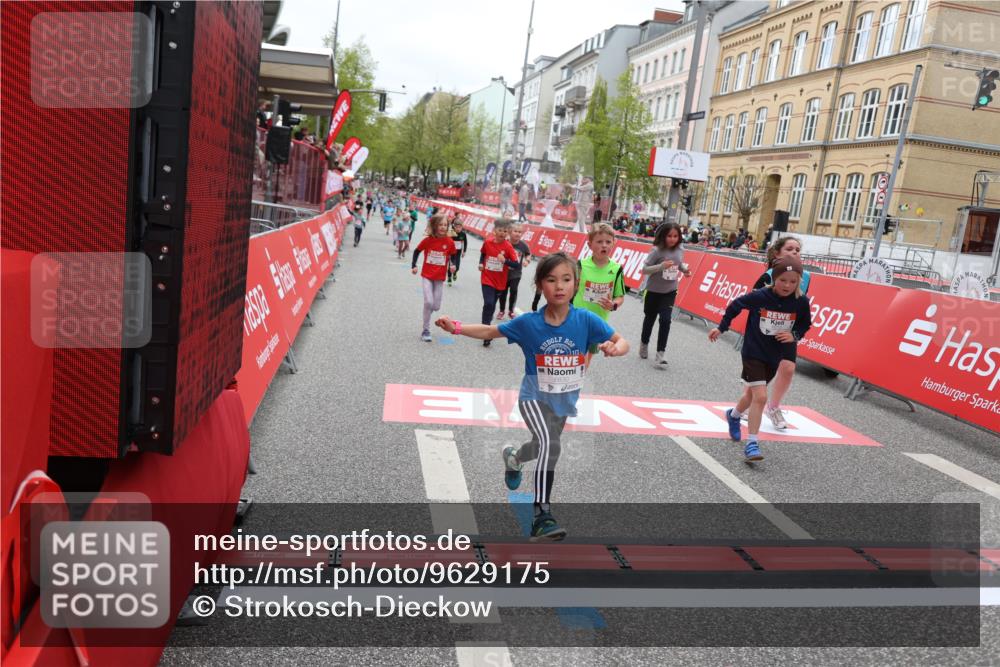 25.04.2026 - Das Zehntel Strokosch-Dieckow http://msf.ph/oto/9629175 25.04.2026 11:07:35 Ziel 5766, 6172, 6173, 6193, 6239, 6252, 6273, 6276, 6830, 7486, 7490, 7743 meine-sportfotos.de