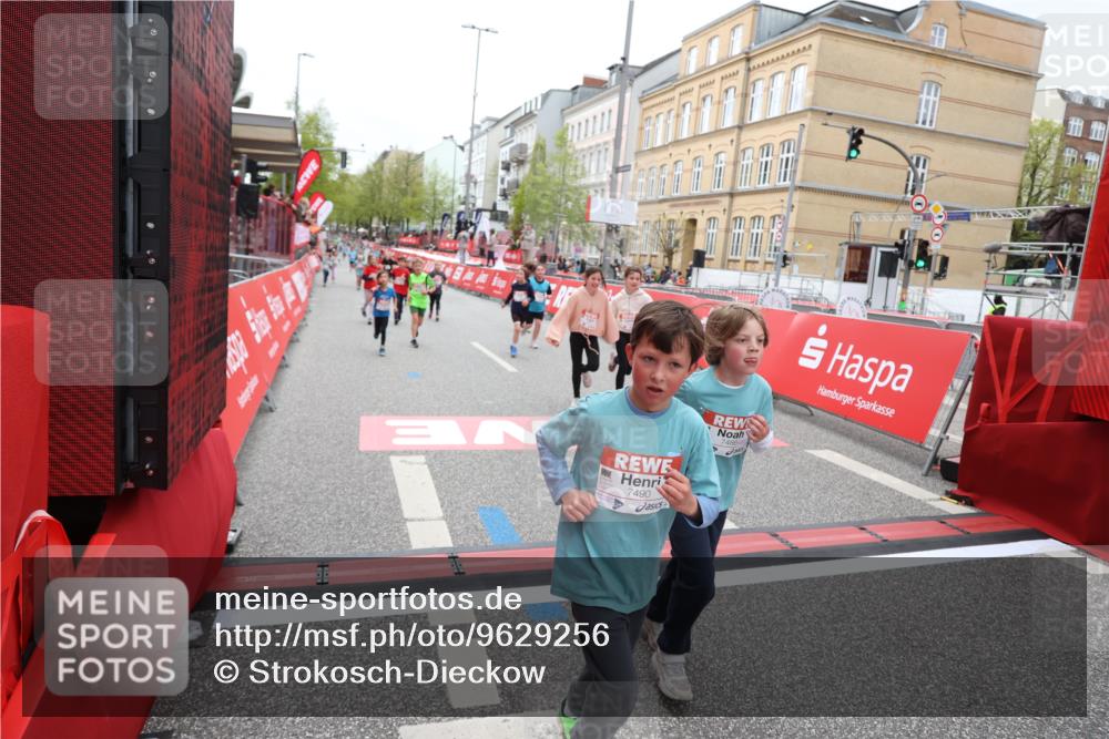 25.04.2026 - Das Zehntel Strokosch-Dieckow http://msf.ph/oto/9629256 25.04.2026 11:07:33 Ziel 5611, 5631, 6239, 6273, 6830, 7490, 7743 meine-sportfotos.de