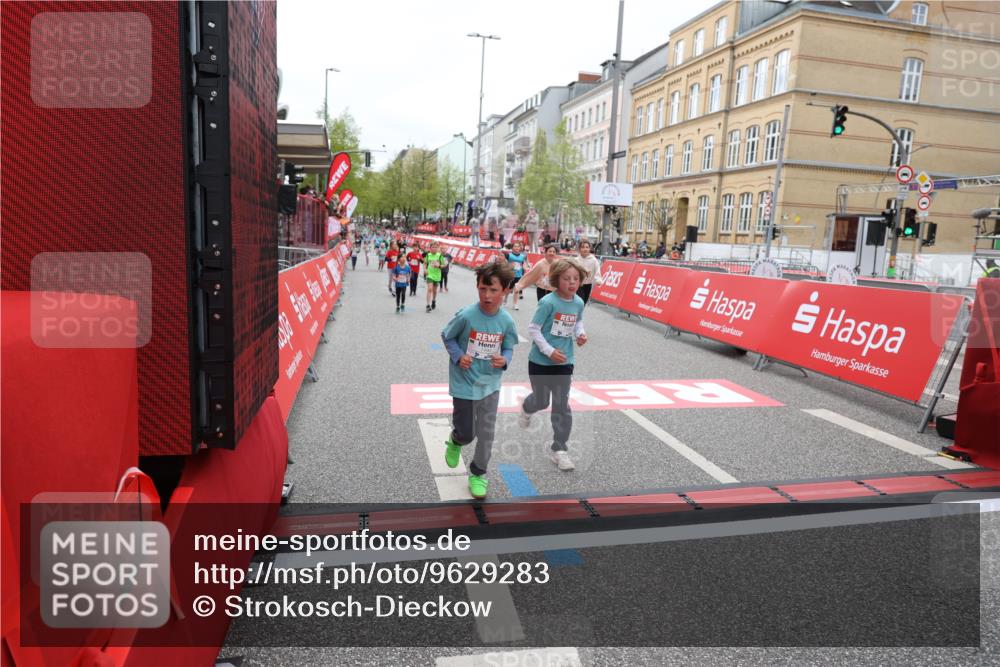 25.04.2026 - Das Zehntel Strokosch-Dieckow http://msf.ph/oto/9629283 25.04.2026 11:07:32 Ziel 5611, 5631, 5877, 6239, 7189, 7490, 7743 meine-sportfotos.de
